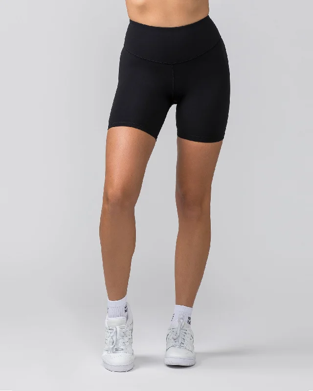 Contour Aura Bike Shorts - Black